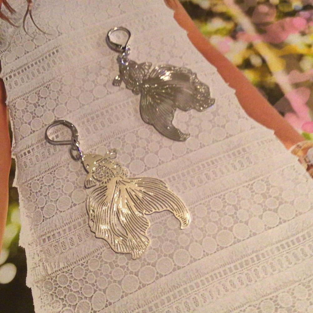 925 black metal koi fish filigree earrings hoops - Picture 11 of 11